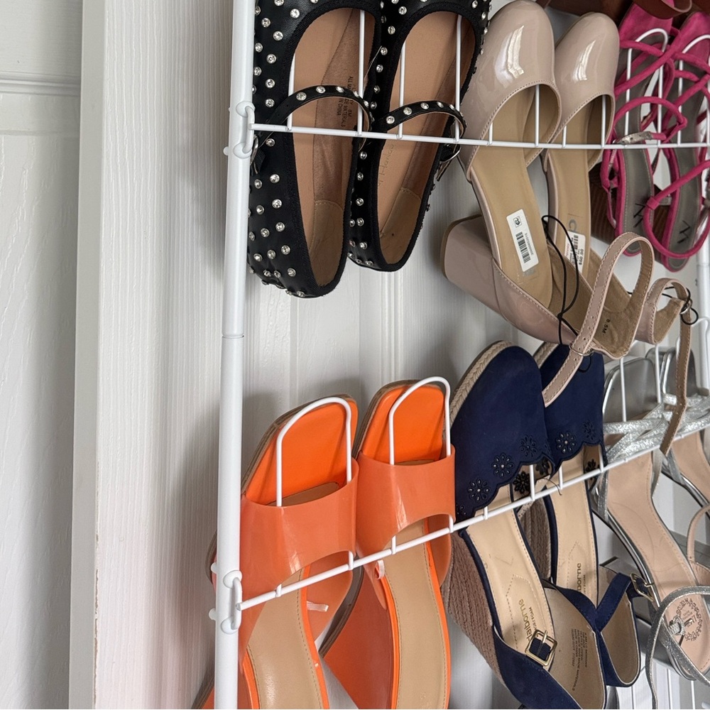 Shoes - Picture 5 of 5